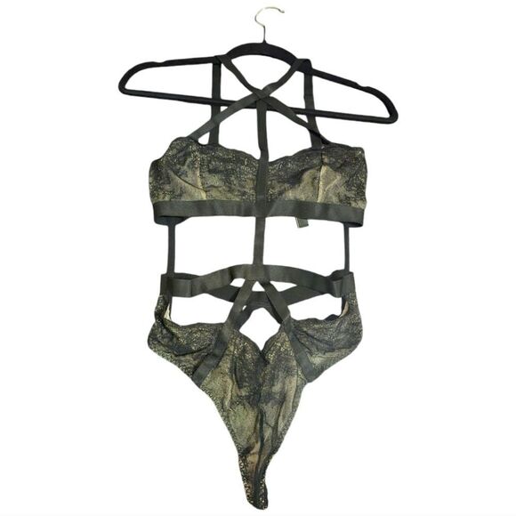 VICTORIA'S SECRET...VERY SEXY Snake Charmer Teddy - Size Medium - Picture 4 of 12